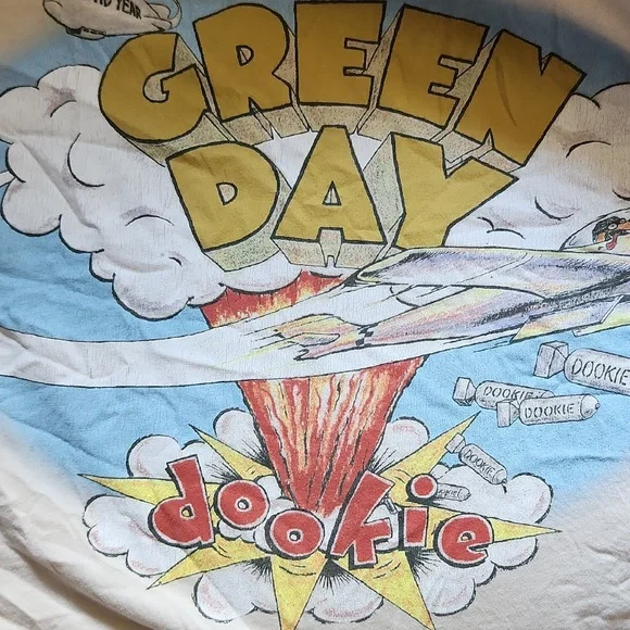 Daydreamer Green Day Merch Tee - Picture 3 of 3